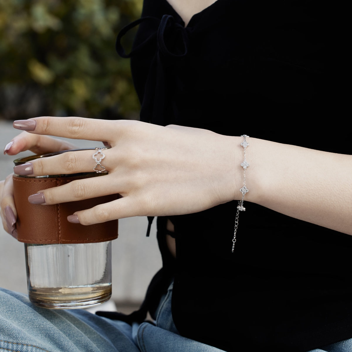 [AuraEcho]Four-Leaf Clover Hollow Butterfly Bracelet