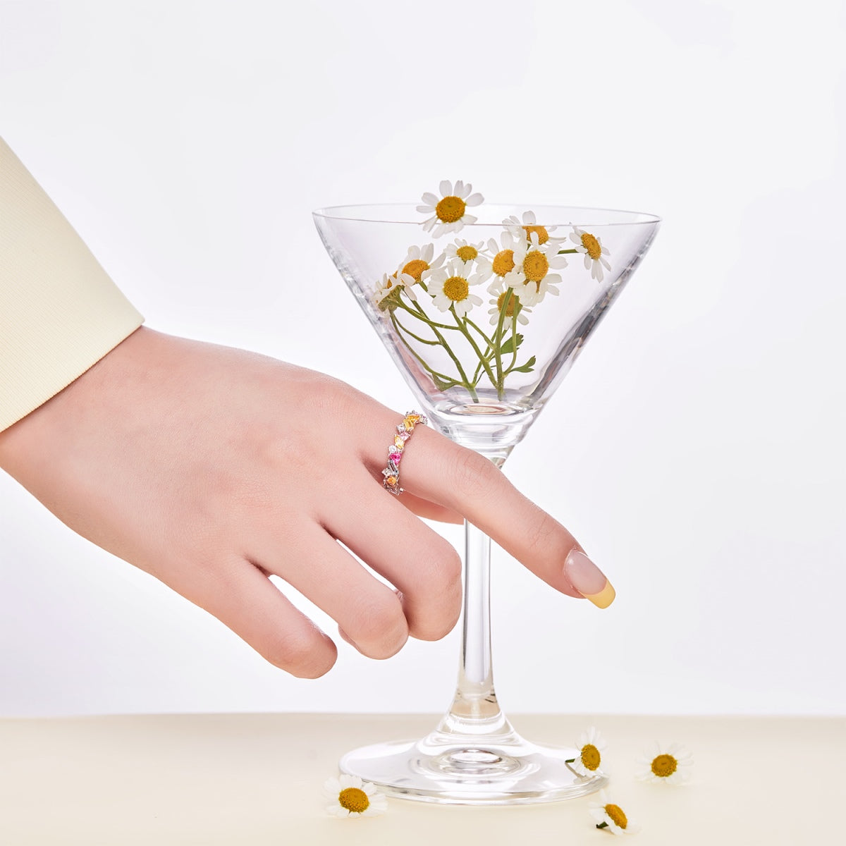 [AuraEcho]Dazzling Polychromatic Multi cut Daily Ring