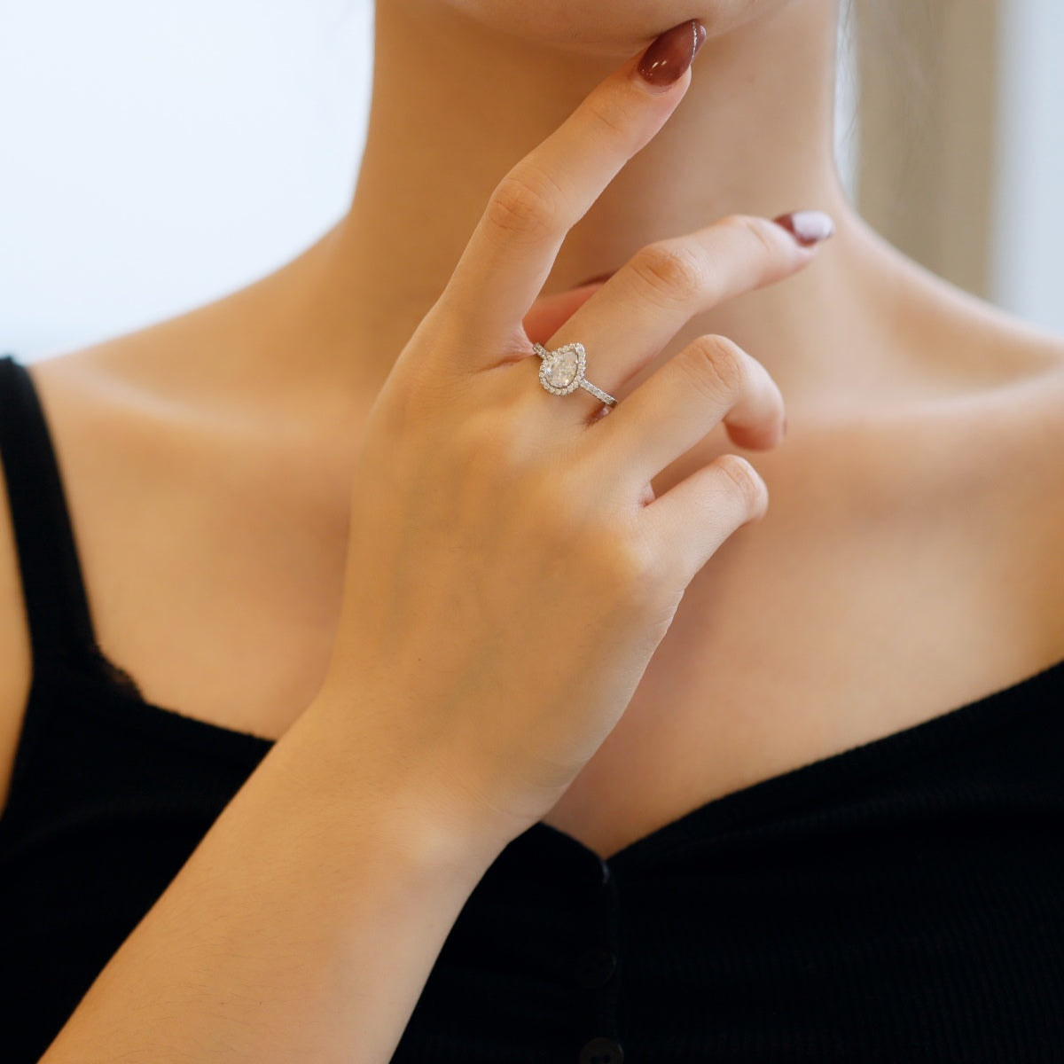 [AuraEcho]1.0 Carat Luxurious Resplendent Water Drop Shape Wedding Ring