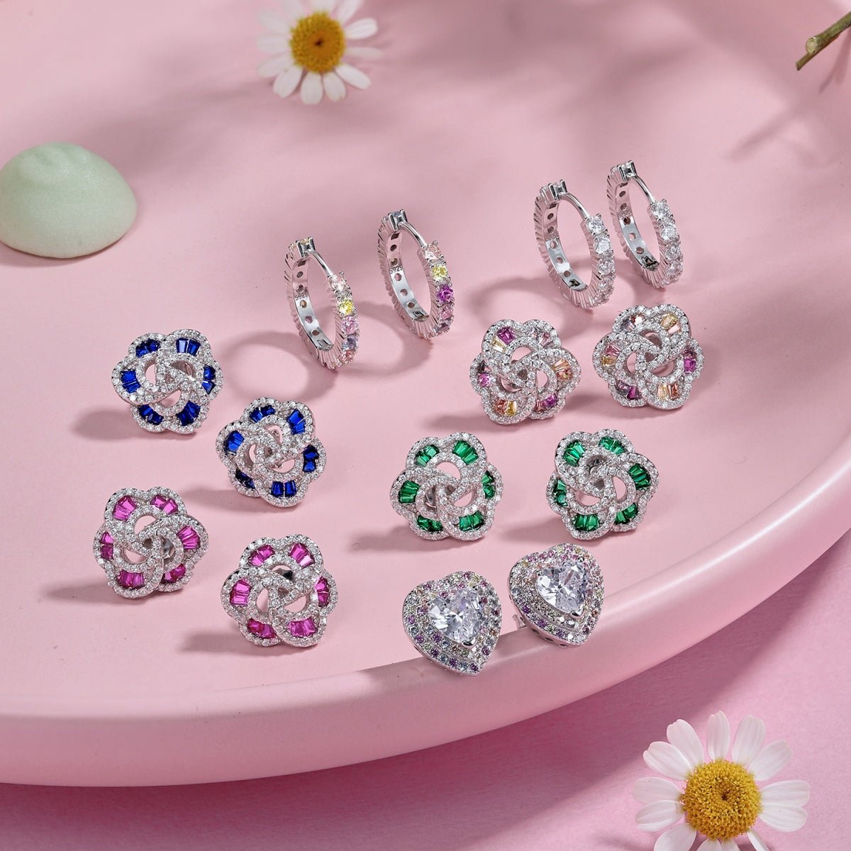 [AuraEcho]Exquisite Flower Shape Daily Earrings