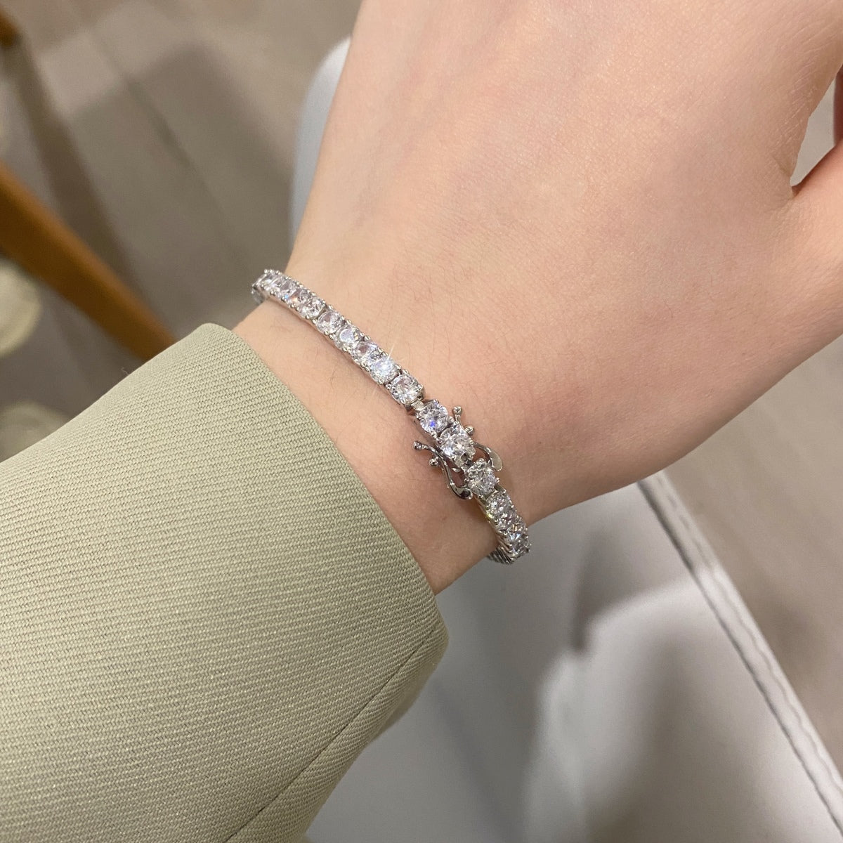 [AuraEcho]Luxurious Ornate Round Cut Tennis Bracelet