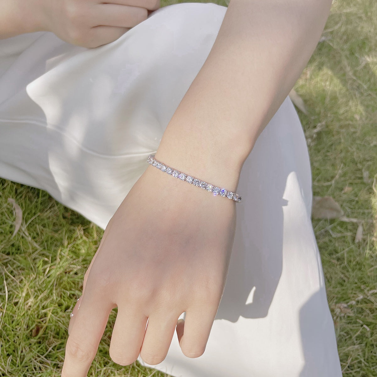 [AuraEcho]Radiant Colorful Round Cut Party Bracelet