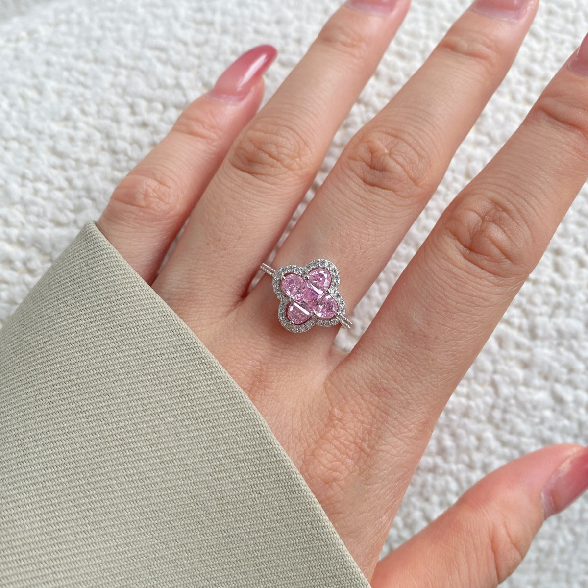[AuraEcho]Luxurious Eternity Flower Shape Banquet Ring