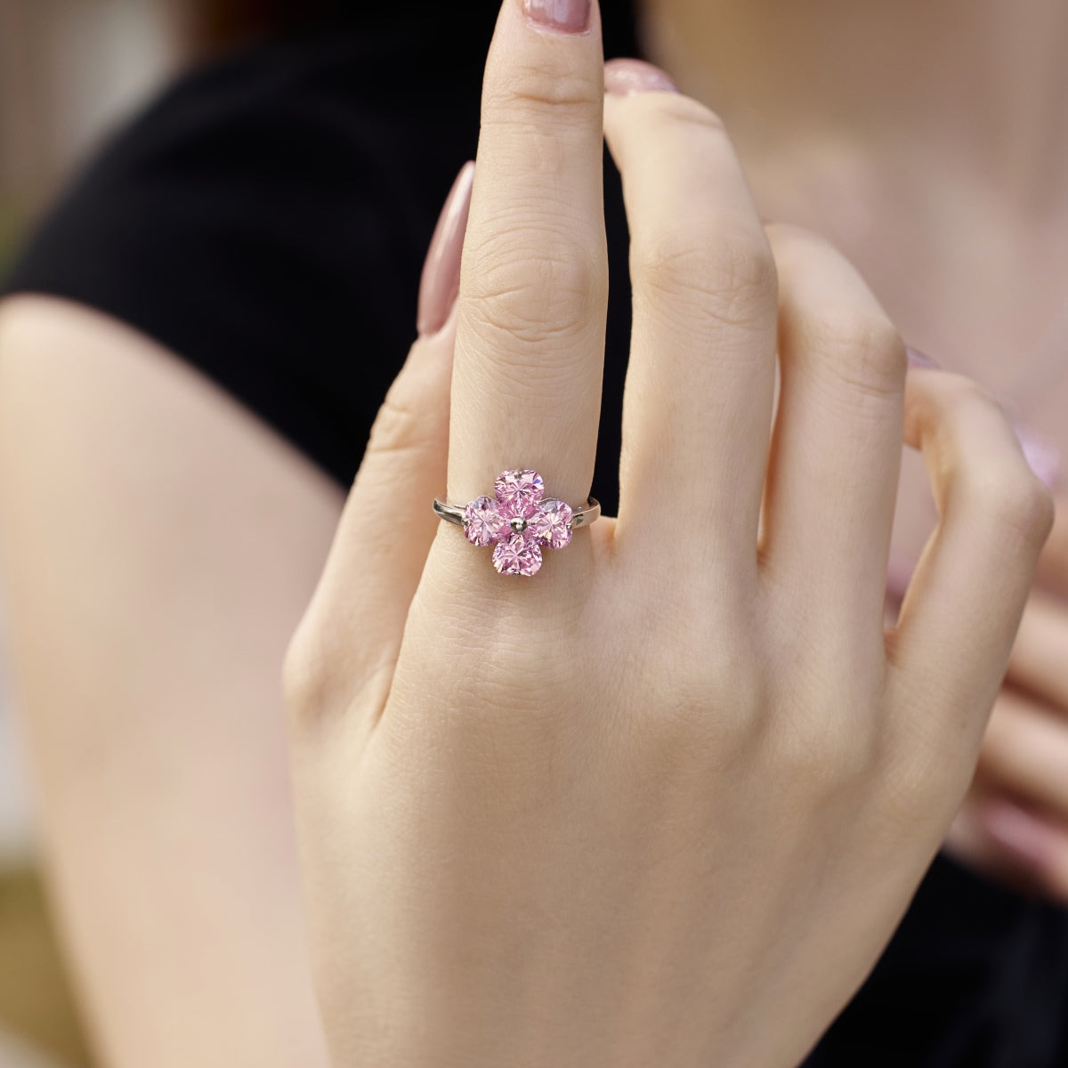 [AuraEcho]Heart-shaped Four-Leaf Clover Ball Ring