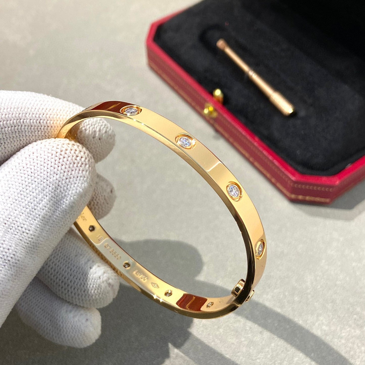[AuraEcho]LOVE BRACELET 6.1MM 10 DIAMONDS