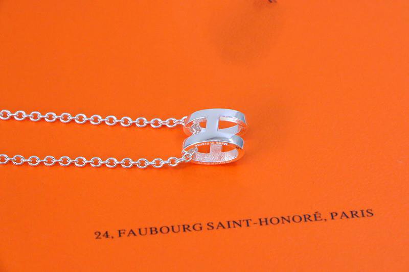 [AuraEcho]HM NECKLACE H LETTER OVAL SERIES